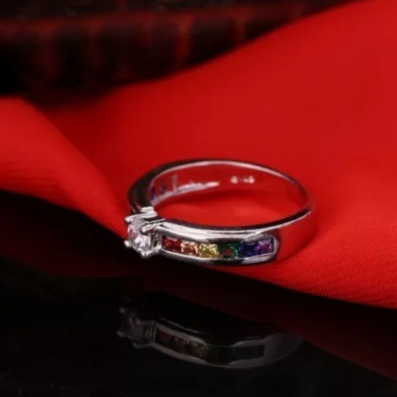 New 925 Sterling Silver Ring Colorful Tension Setting Ring Sizes: 6, 7, 8 NWT - Picture 3 of 7